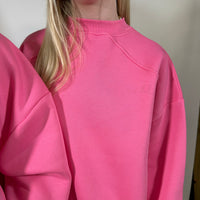 Load image into Gallery viewer, r.e.b.l Signature Luxe Bubblegum Pink Sweatshirt
